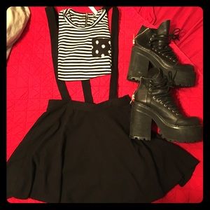 🖤Amazing H&M Divided Black Skirt W/Suspenders 🖤